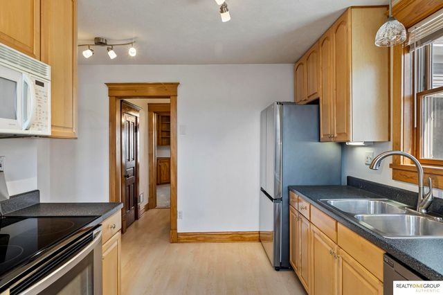 117 S Molley Street, Bennington, NE 68007