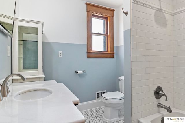 117 S Molley Street, Bennington, NE 68007