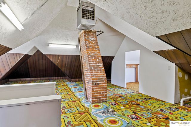 117 S Molley Street, Bennington, NE 68007