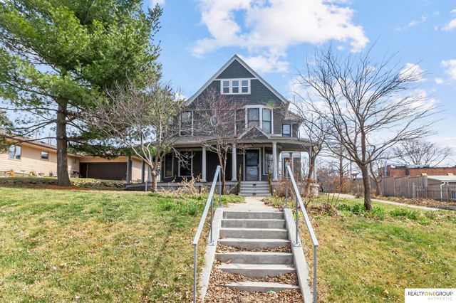 117 S Molley Street, Bennington, NE 68007