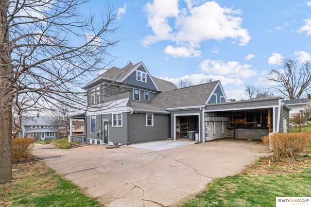 117 S Molley Street, Bennington, NE 68007