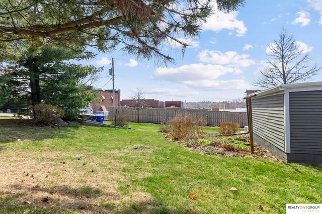 117 S Molley Street, Bennington, NE 68007