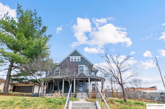 117 S Molley Street, Bennington, NE 68007