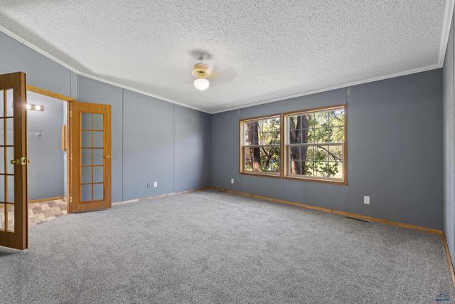 5602 GREENWOOD LN, Rapid City, SD 57703