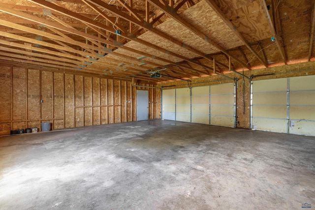 5602 GREENWOOD LN, Rapid City, SD 57703