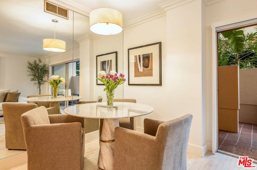 Image 4 of property listing at 1131 Alta Loma Road 116, West Hollywood, CA 90069