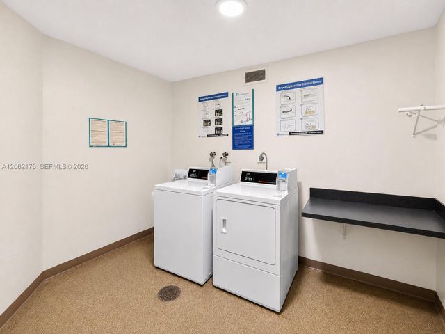 2750 NE 183rd Street 304, Aventura, FL 33160