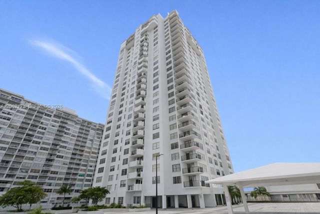 2750 NE 183rd Street 304, Aventura, FL 33160