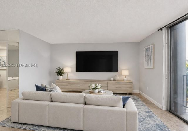 2750 NE 183rd Street 304, Aventura, FL 33160