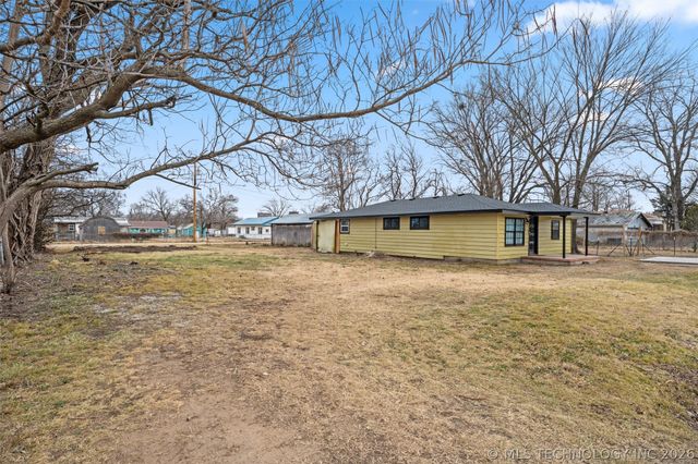 320 NW Margarite Avenue, Bartlesville, OK 74003
