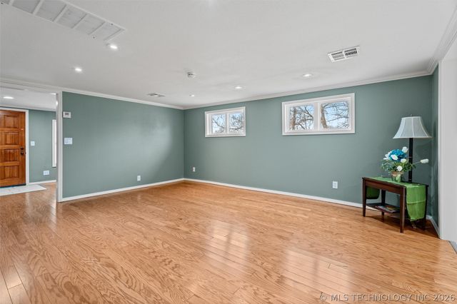 320 NW Margarite Avenue, Bartlesville, OK 74003