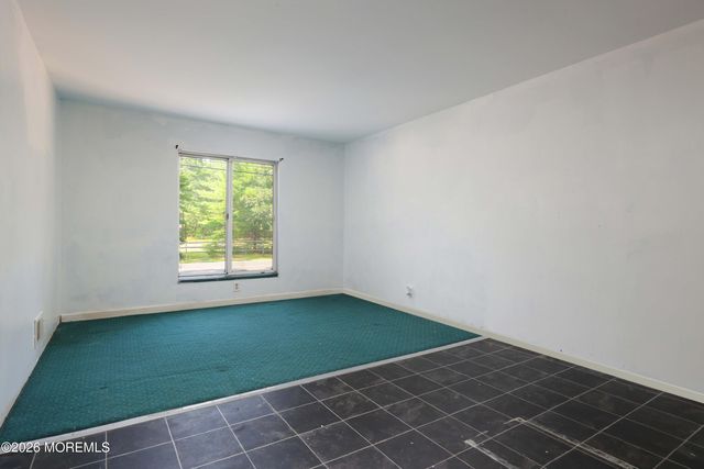 2 Jane Avenue, Bayville, NJ 08721
