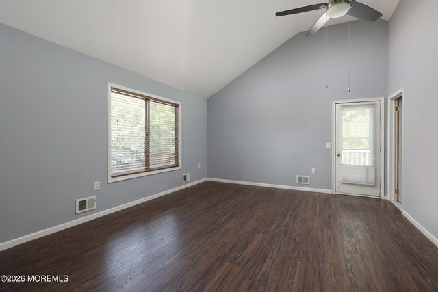 2 Jane Avenue, Bayville, NJ 08721