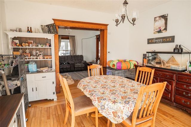 903 Morton Avenue, Des Moines, IA 50316