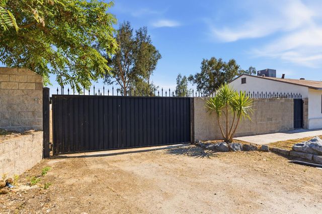 3851 E Marcus Avenue, Friant, CA 93626