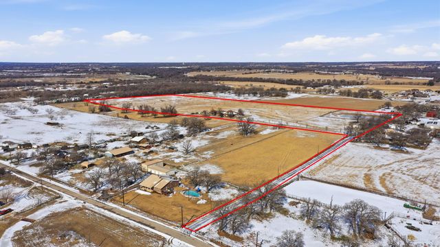 3601 Springfield Road, Springtown, TX 76082