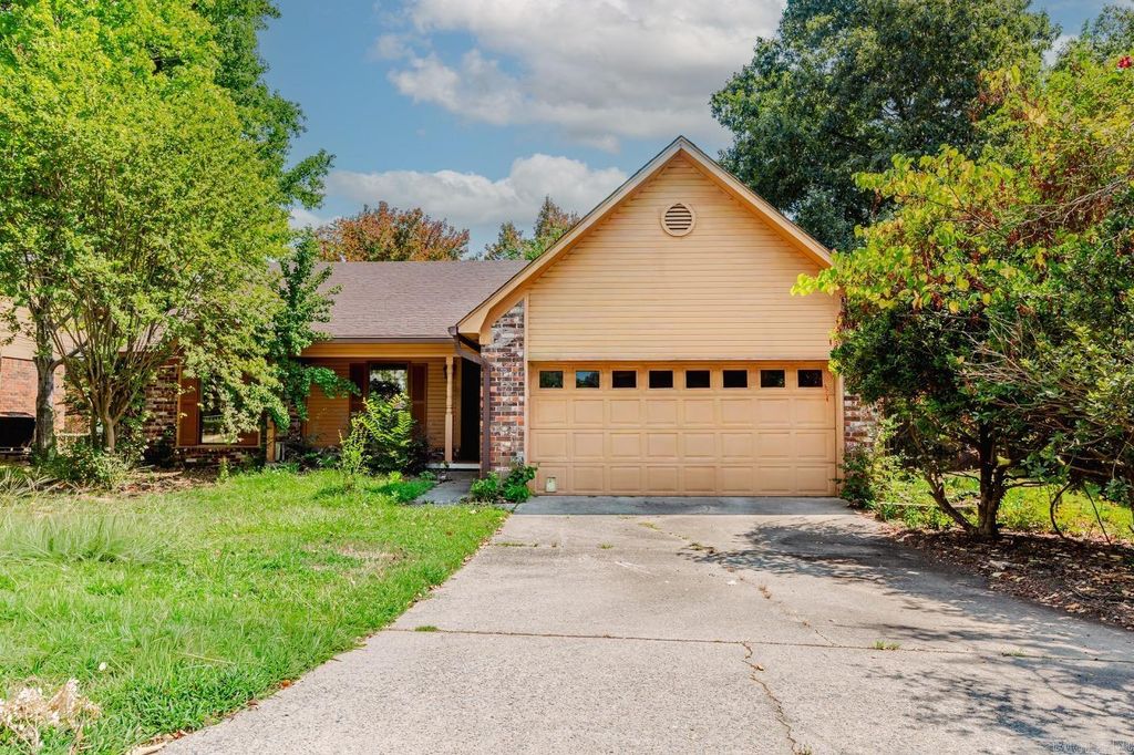 7 High Timber Drive, Maumelle, AR 72113