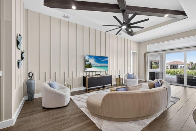10109 Driftwood Way, Palm Beach Gardens, FL 33412