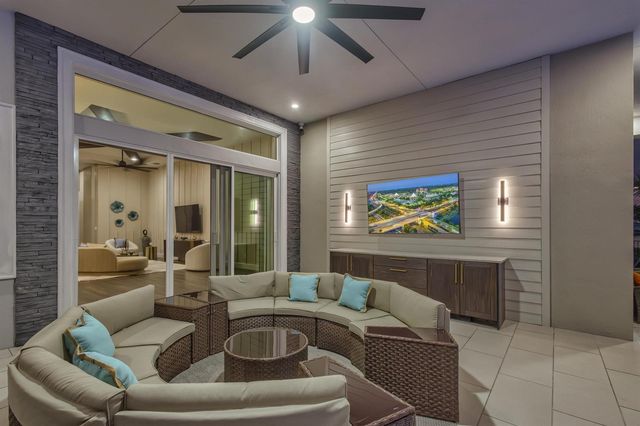 10109 Driftwood Way, Palm Beach Gardens, FL 33412