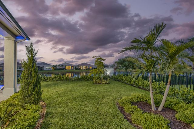 10109 Driftwood Way, Palm Beach Gardens, FL 33412