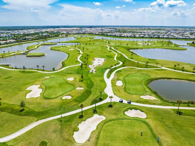 10109 Driftwood Way, Palm Beach Gardens, FL 33412