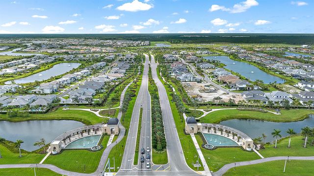 10109 Driftwood Way, Palm Beach Gardens, FL 33412