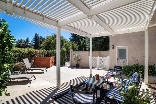 9900 Country Oak Ct, Oakdale, CA 95361