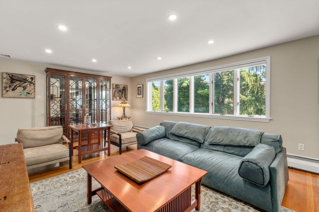 67 Crestview Road, Belmont, MA 02478