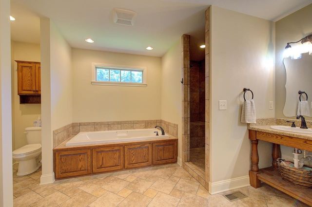 958 Nantahala Drive, Chesnee, SC 29323