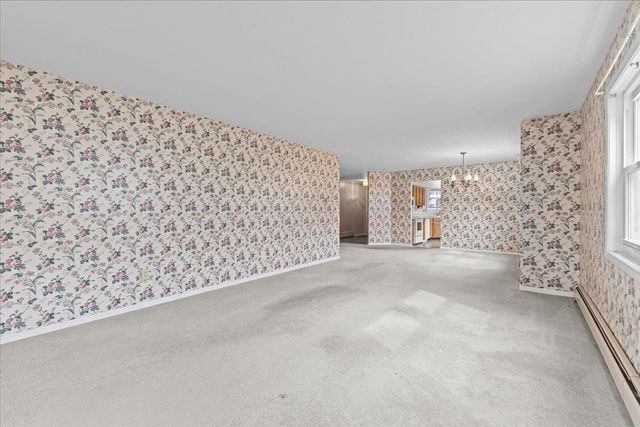 16 Clover Dr Unit 5D, Essex, VT 05452