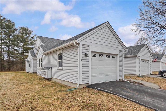 16 Clover Dr Unit 5D, Essex, VT 05452