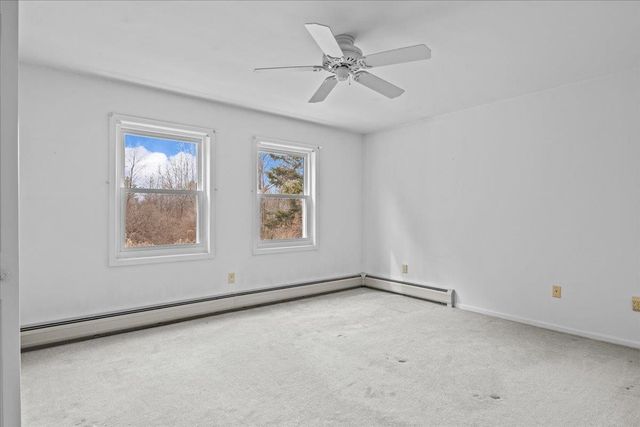 16 Clover Dr Unit 5D, Essex, VT 05452