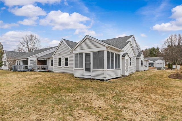 16 Clover Dr Unit 5D, Essex, VT 05452