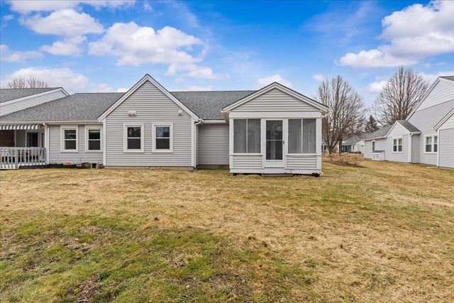 16 Clover Dr Unit 5D, Essex, VT 05452