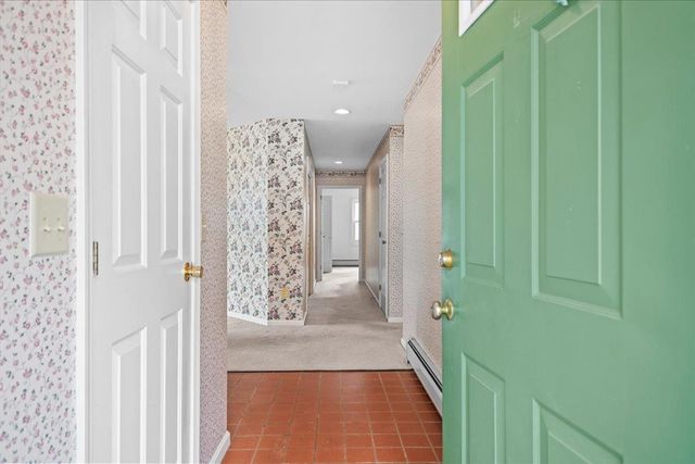 16 Clover Dr Unit 5D, Essex, VT 05452