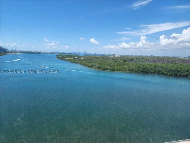 300 Bayview Dr 1608, Sunny Isles Beach, FL 33160