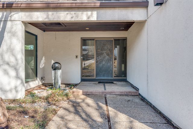 1816 Southpark Drive, Arlington, TX 76013