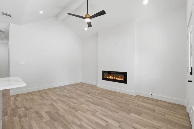 15290 Arrowhead Loop W, Willis, TX 77378