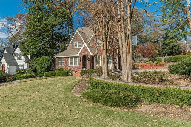 1957 Walker Avenue, Atlanta, GA 30337