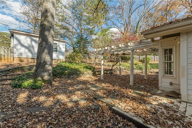 1957 Walker Avenue, Atlanta, GA 30337