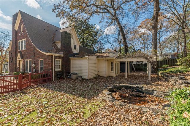 1957 Walker Avenue, Atlanta, GA 30337