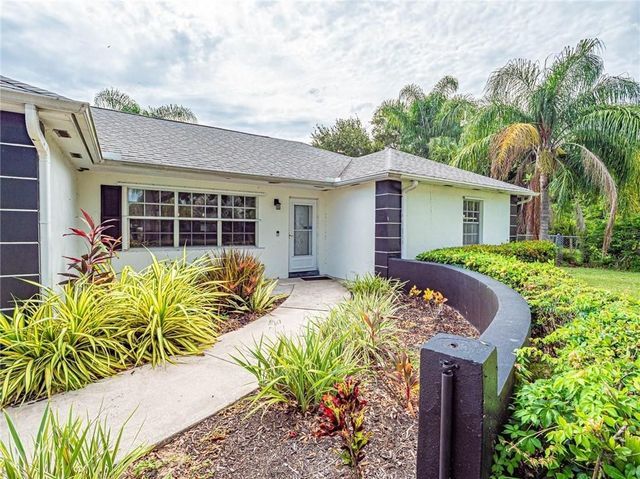 1902 4th Avenue, Vero Beach, FL 32960