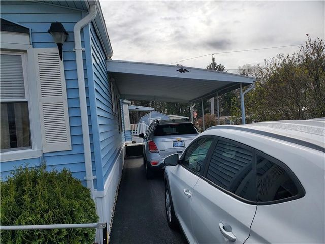 26 Lane E, Coventry, RI 02816