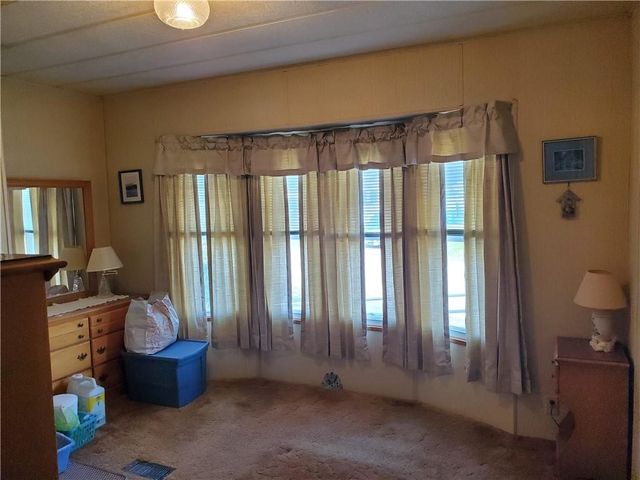 26 Lane E, Coventry, RI 02816