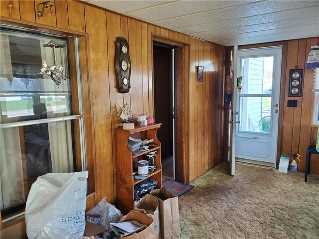 26 Lane E, Coventry, RI 02816