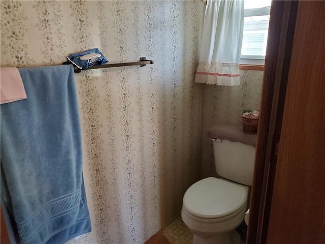 26 Lane E, Coventry, RI 02816