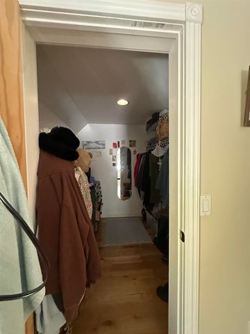 39 Nash Place, Burlington, VT 05401
