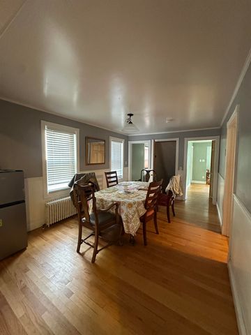 39 Nash Place, Burlington, VT 05401