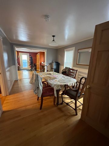 39 Nash Place, Burlington, VT 05401