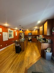39 Nash Place, Burlington, VT 05401